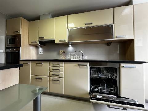Apartamento T3 Premium - Arrendamento no Porto