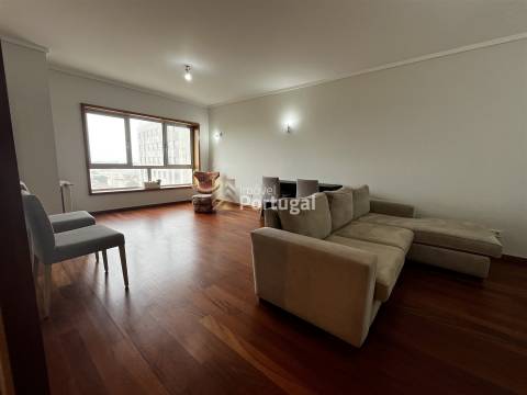 Apartamento T3 Premium - Arrendamento no Porto