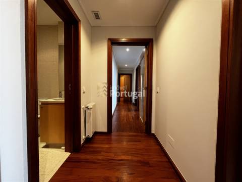 Apartamento T3 Premium - Arrendamento no Porto