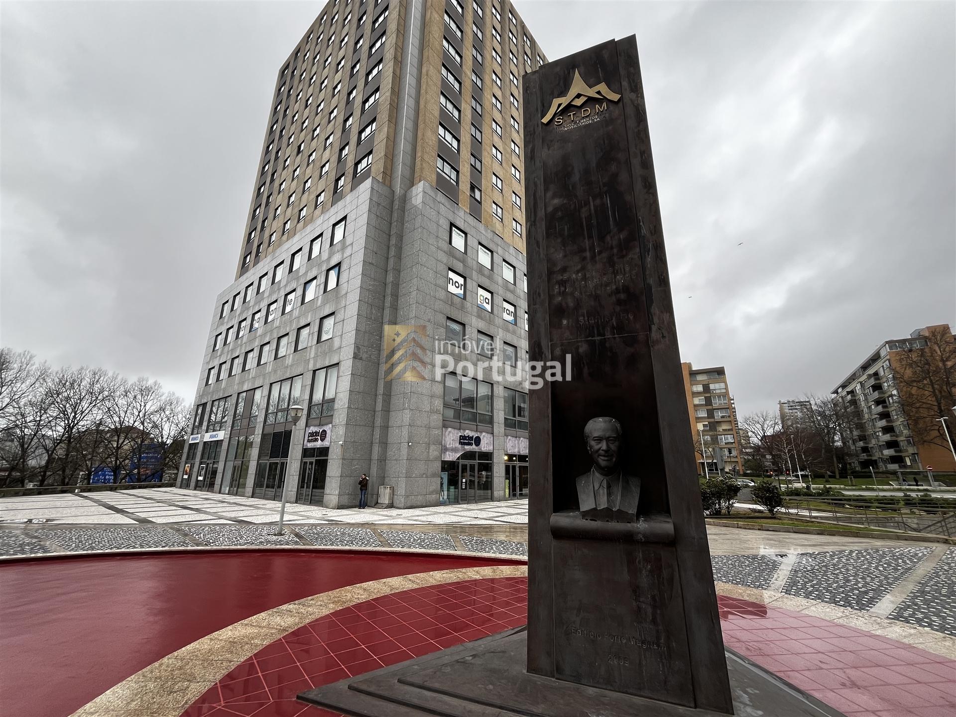 Apartamento T3 Premium - Arrendamento no Porto