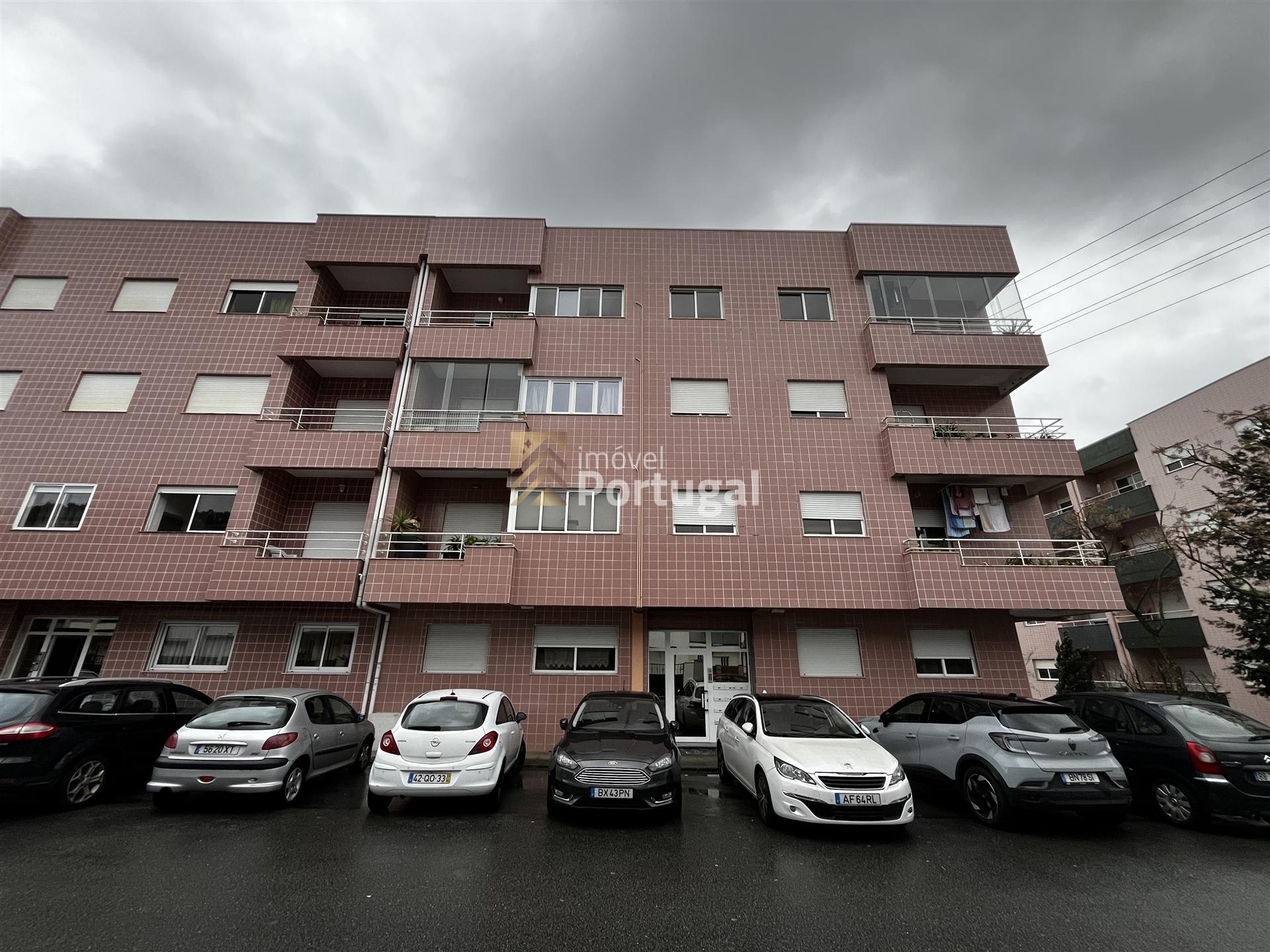 Arrenda Ap. T1 Areal de Cima - São Vitor