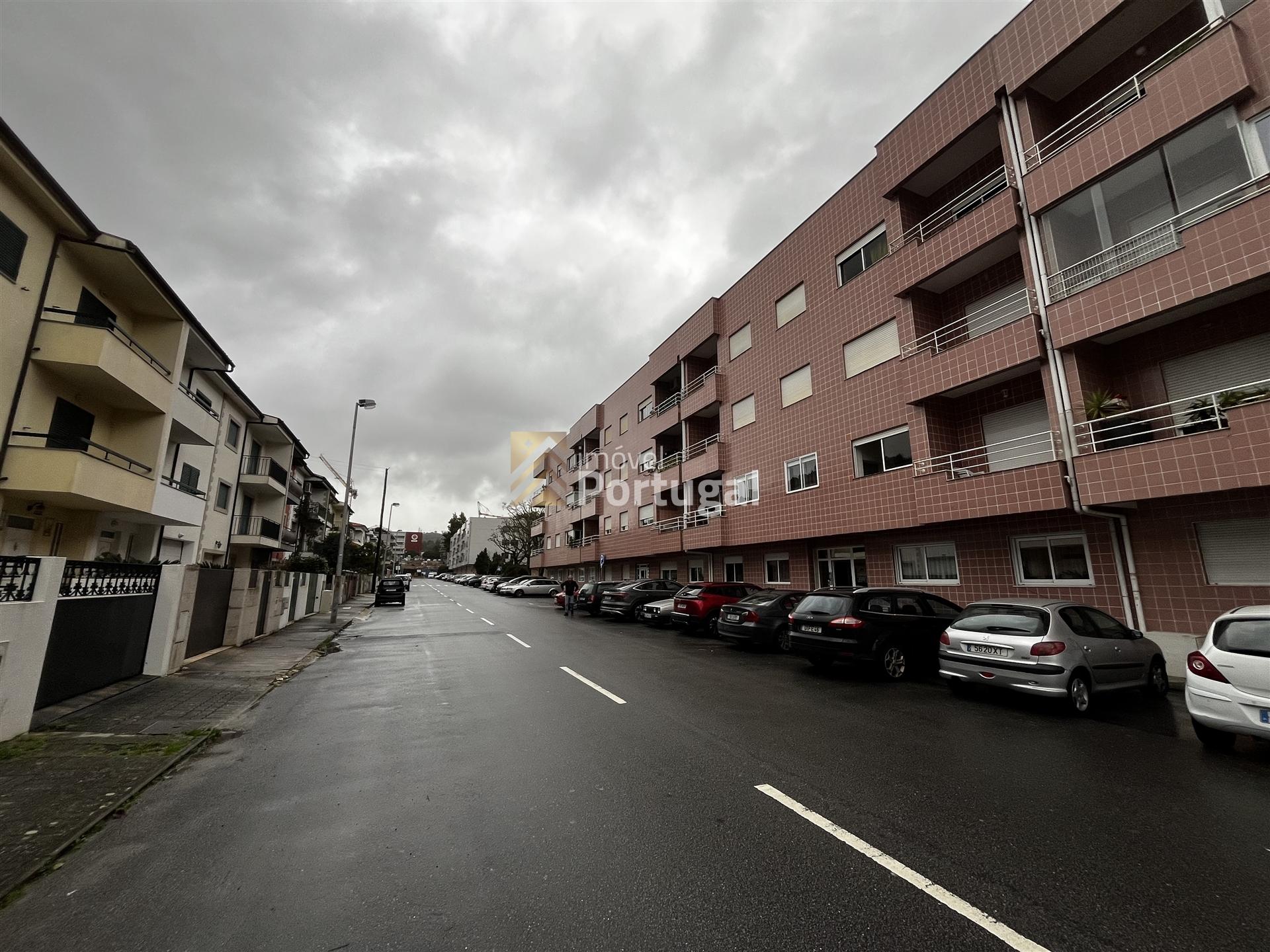 Arrenda Ap. T1 Areal de Cima - São Vitor