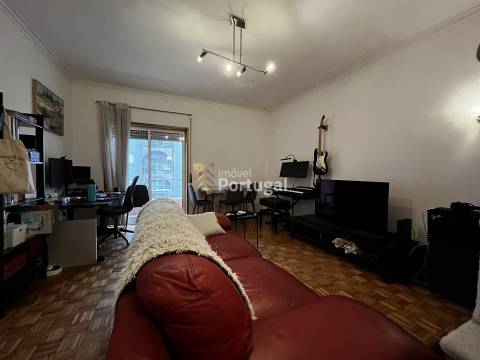 Arrenda Ap. T1 Areal de Cima - São Vitor