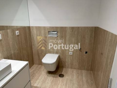 Arrenda Ap. T2 equipado com elevador e garagem - Centro Histórico de Barcelos