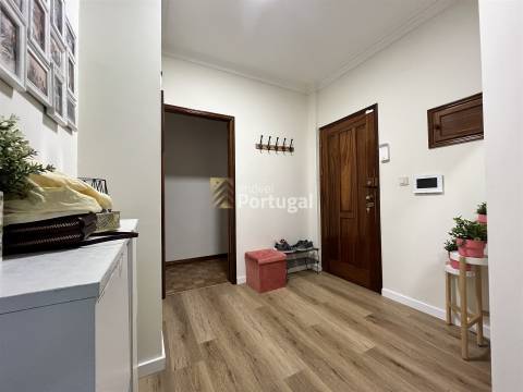 Lindo Apartamento T3 com 2WCs e garagem box
