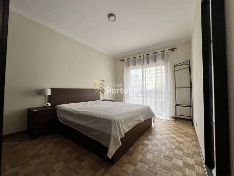 Lindo Apartamento T3 com 2WCs e garagem box