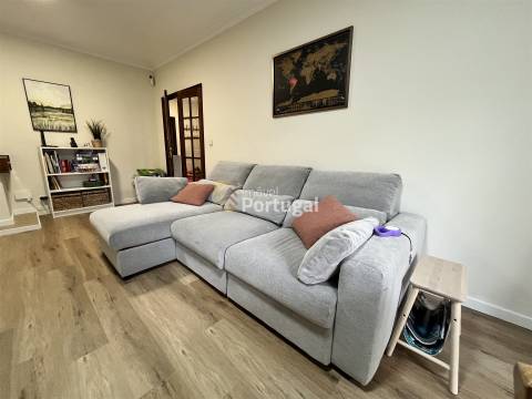 Lindo Apartamento T3 com 2WCs e garagem box