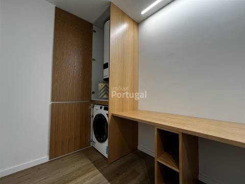 T1+1 (escritório) com Suíte no Centro Histórico de Braga