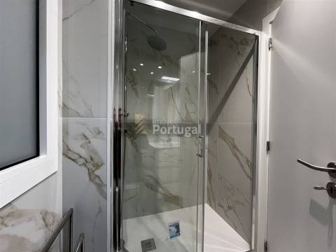 T1+1 (escritório) com Suíte no Centro Histórico de Braga