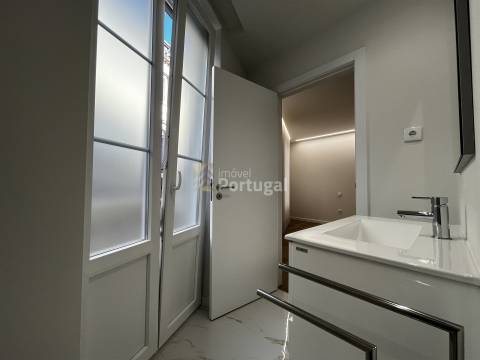 T1+1 (escritório) com Suíte no Centro Histórico de Braga