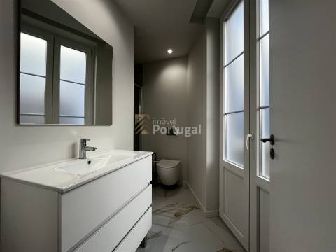 T1+1 (escritório) com Suíte no Centro Histórico de Braga