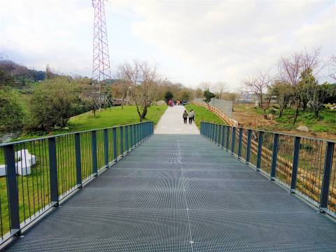 Terreno para Cave + Rc + 4 - A 5 min. do H.S.João