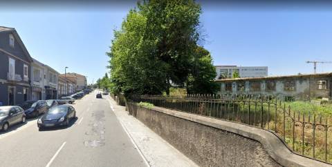 Terreno para Cave + Rc + 4 - A 5 min. do H.S.João