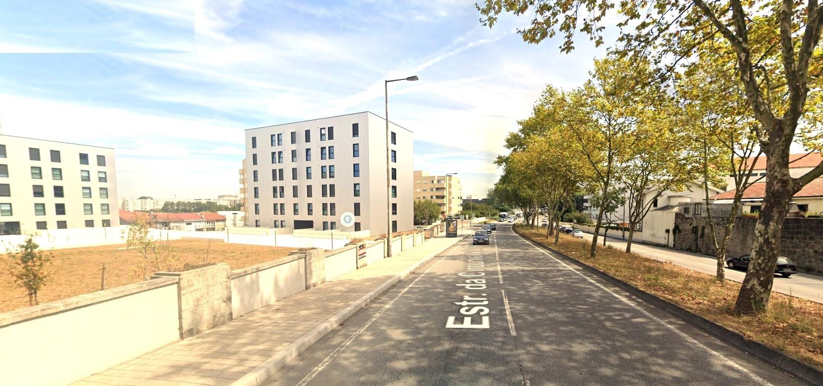 Terreno na Circunvalação a 500m do H. de S. João, Metro e Polo Universitário