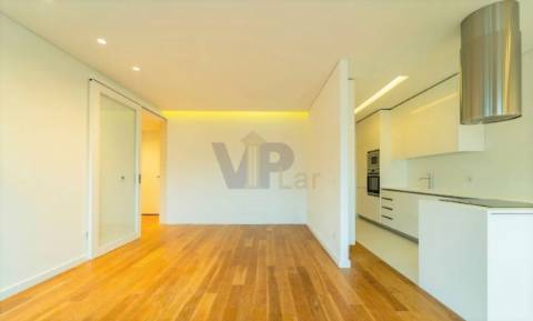 COMO NOVO: Apartamento T3 à BOAVISTA