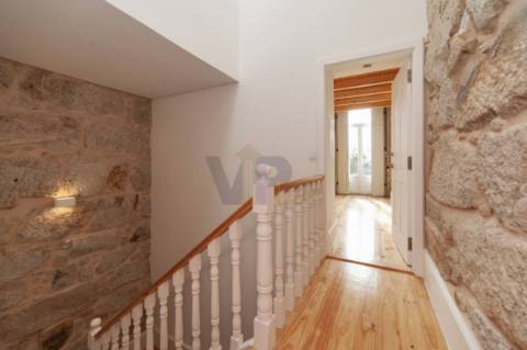 Prédio na Baixa do Porto