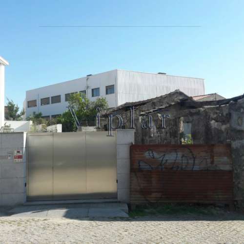 Terreno a 300m do Hospital S. João / IPO / Metro / Pólo Universitário