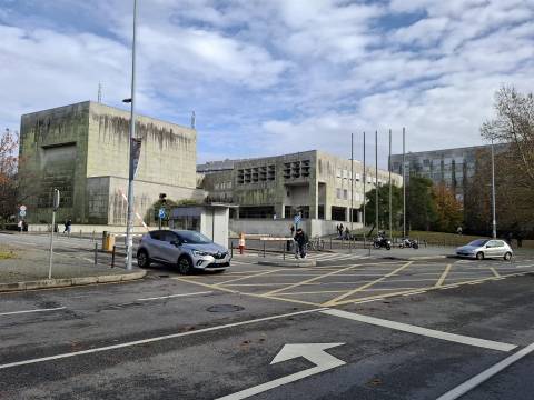Terreno a 300m do Hospital S. João / IPO / Metro / Pólo Universitário
