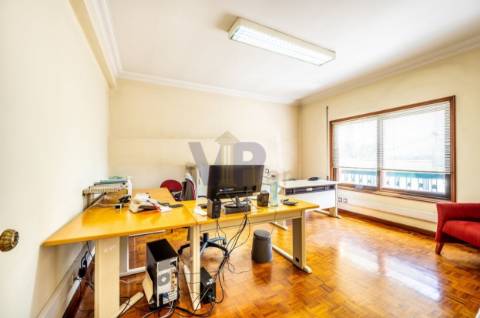 Excelente Moradia T5 - Ao H. S. João