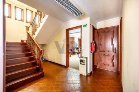 Excelente Moradia T5 - Ao H. S. João