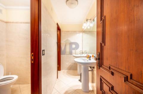 Excelente Moradia T5 - Ao H. S. João