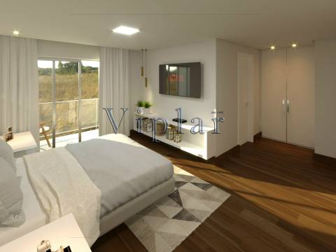 Esplêndida Moradia T3+2 - Valongo (Centro)