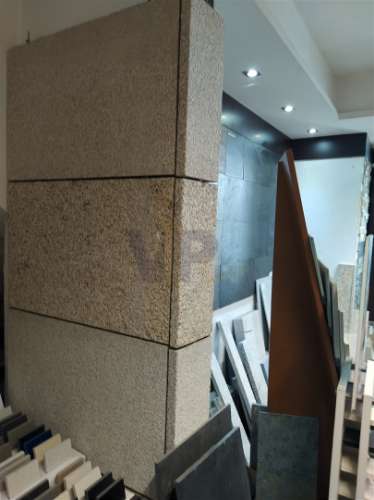 PORTO - TRESPASSE DE LOJA MUITO BEM LOCALIZADA -  (Em funcionamento!) - Circunvalação