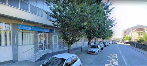 Moradia com Terreno - Ao H. S. João (S. Mamede de Infesta)