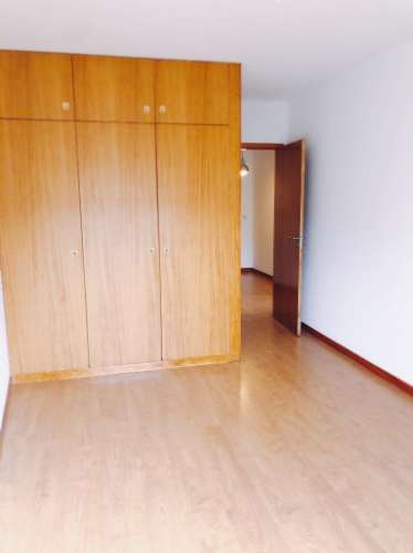 T1 c/ lugar de garagem - Quinta do Covelo (Porto)