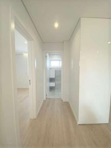 Andar Moradia T3  totalmente remodelado - COMO NOVO