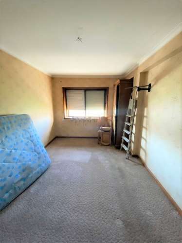 T2+1 c/ garagem e varanda - Monte dos Burgos