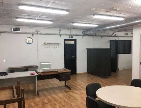 Escritório c/ 225m² - Maia (Aeroporto)