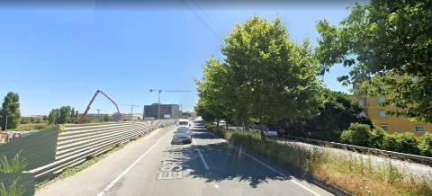 Moradia na Circunvalação, a 650m do Hospital de S. João e IPO