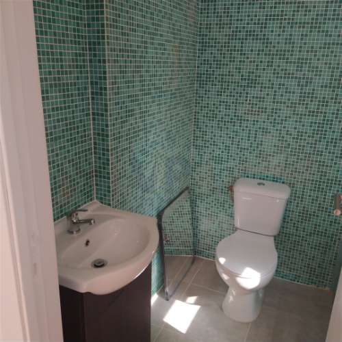 T3 totalmente remodelado - Porto (Vale Formoso)