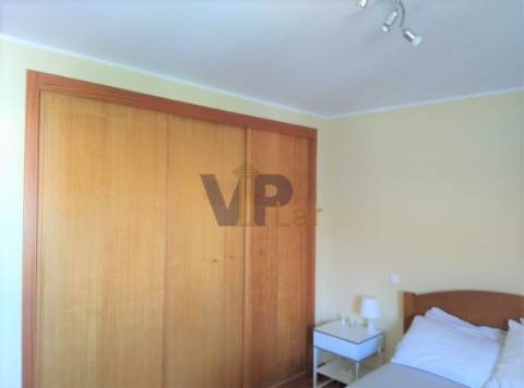 Excelente T1 c/ garagem - Ao Polo Universitário (Porto)