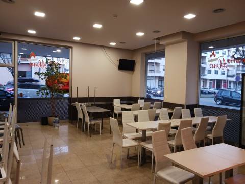 Loja Excelente - Ao H. S. João / Às Faculdades /LPCC