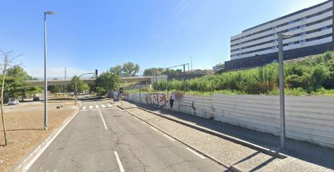 Terreno p/ Construção (Habitações / Hotel) ao Estádio do Dragão