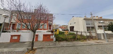 Construa a Moradia dos seus Sonhos! A 4min. do H.S.João (Pedra Verde - S. Mamede de Infesta)