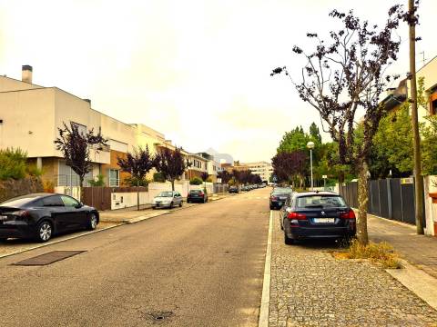 Construa a Moradia dos seus Sonhos! A 4min. do H.S.João (Pedra Verde - S. Mamede de Infesta)