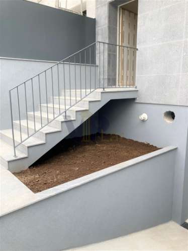 Excelente Moradia T4 c/ Jardins e 2 Terraços - Leça do Balio