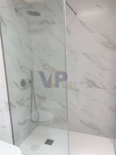 Excelente Moradia T4 c/ Jardins e 2 Terraços - Leça do Balio