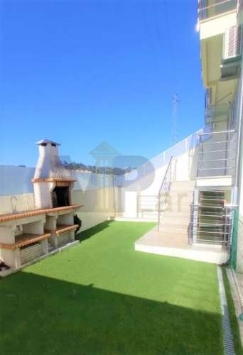 Moradia T4 c/ Piscina, Churrasqueira e Jardim - Maia