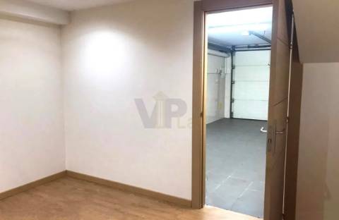 Moradia T4 c/ Piscina, Churrasqueira e Jardim - Maia