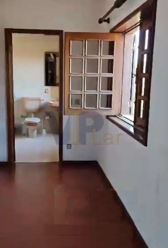 Moradia com Quinta T5 triplex - Roriz (Santo Tirso)