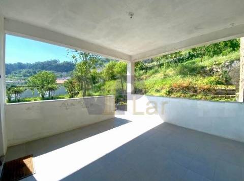 Moradia com Quinta T5 triplex - Roriz (Santo Tirso)