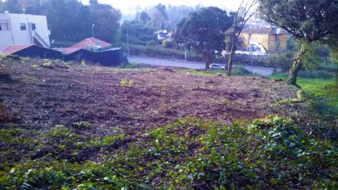 Terreno c/ 2212m² p/ Construção - Pedrouços (à Milaneza)