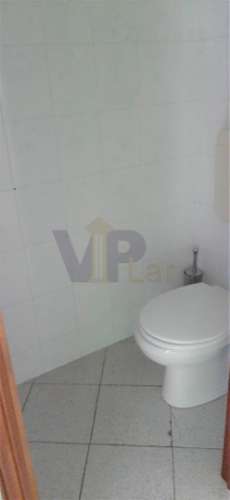 Loja c/ 212m² + Logradouro - Centro de S. Mamede de Infesta