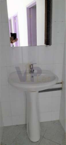 Loja c/ 212m² + Logradouro - Centro de S. Mamede de Infesta