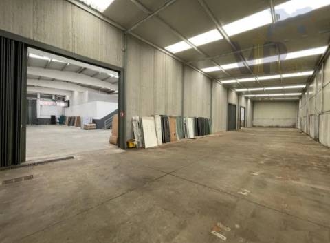 Armazém  Venda em Alfena,Valongo