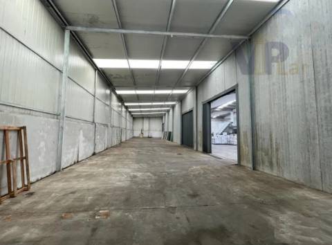 Armazém  Venda em Alfena,Valongo